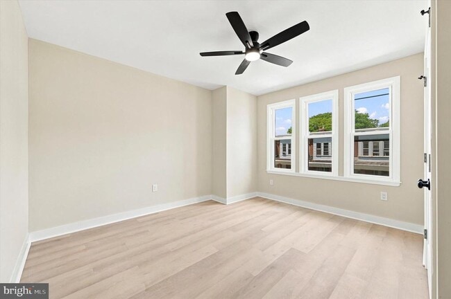 Building Photo - 6151 Algard St
