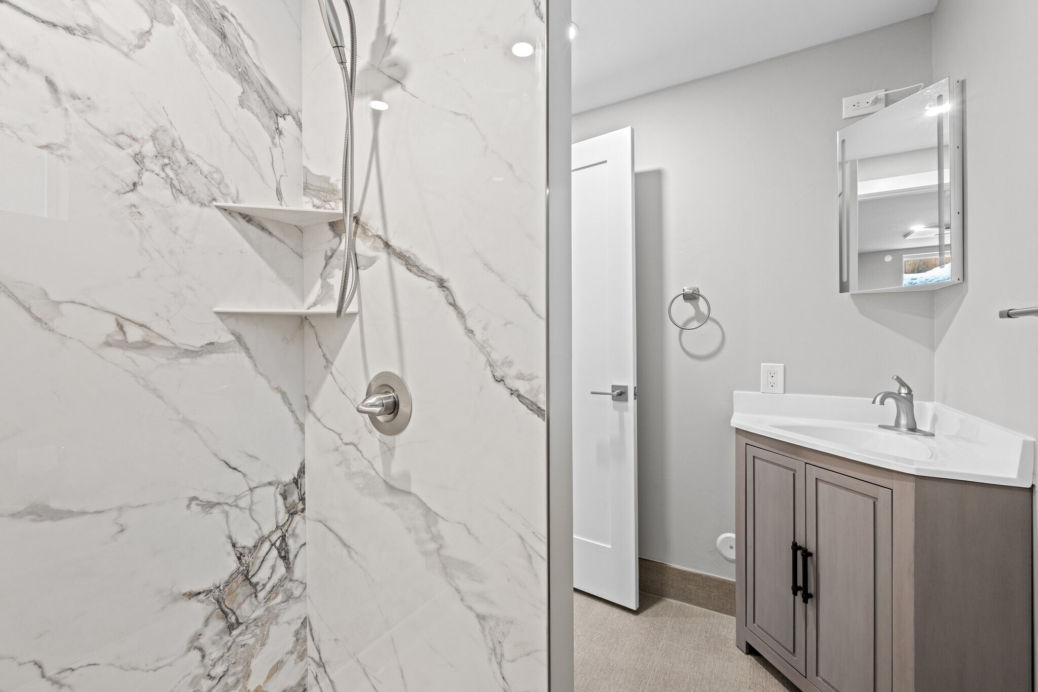 Building Photo - 1112 Miller Pl