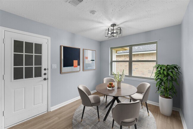 Building Photo - 14234 Cellini Dr