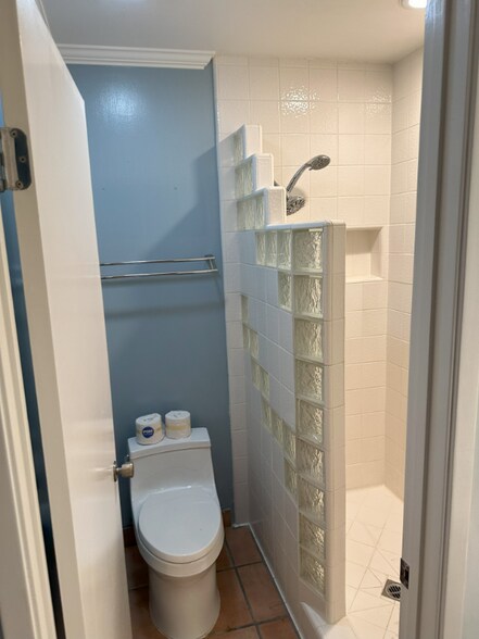 Building Photo - 3014 Persimmon Pl