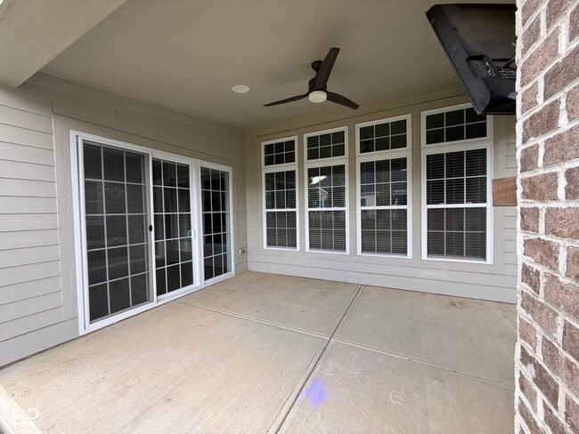 Building Photo - 15545 Marsden Dr