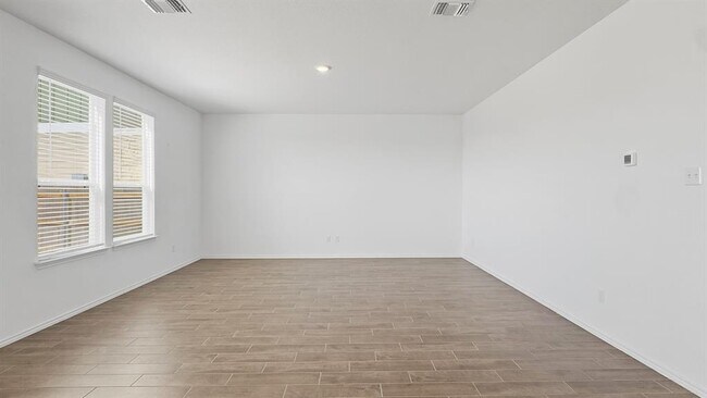 Building Photo - 1625 Brimhurst Dr