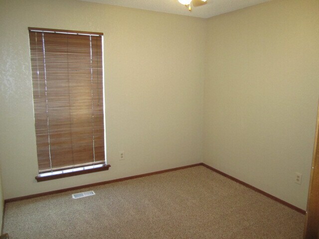 Building Photo - 2701 Pennington Ave