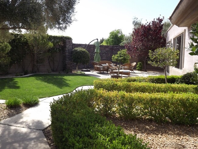 Building Photo - **WONDERFUL SINGLE STORY HOME IN GUARD GATED "ANTHEM COUNTRY CLUB!!"