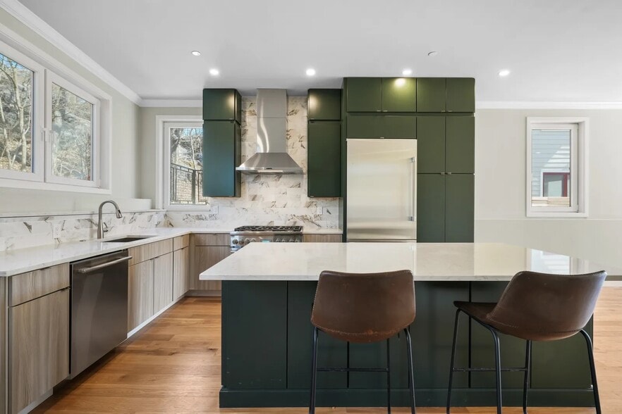 Building Photo - 147 Grampian Way