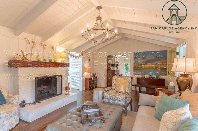 Building Photo - Immaculately Updated Two Bedroom (+Bonus) ...