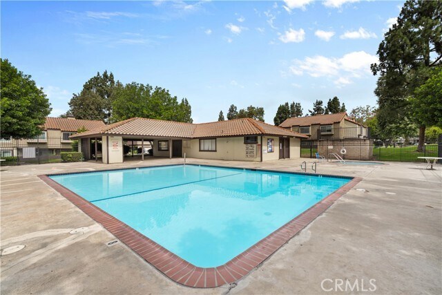 Building Photo - 9384 Roundup Dr