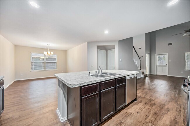 Building Photo - 5627 Rainflower Terrace Ln