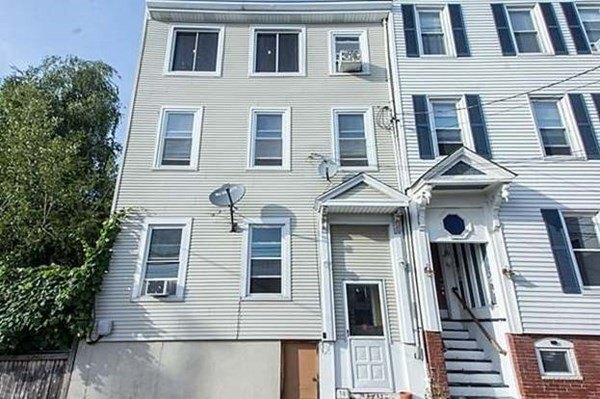 Building Photo - 30 Haynes St