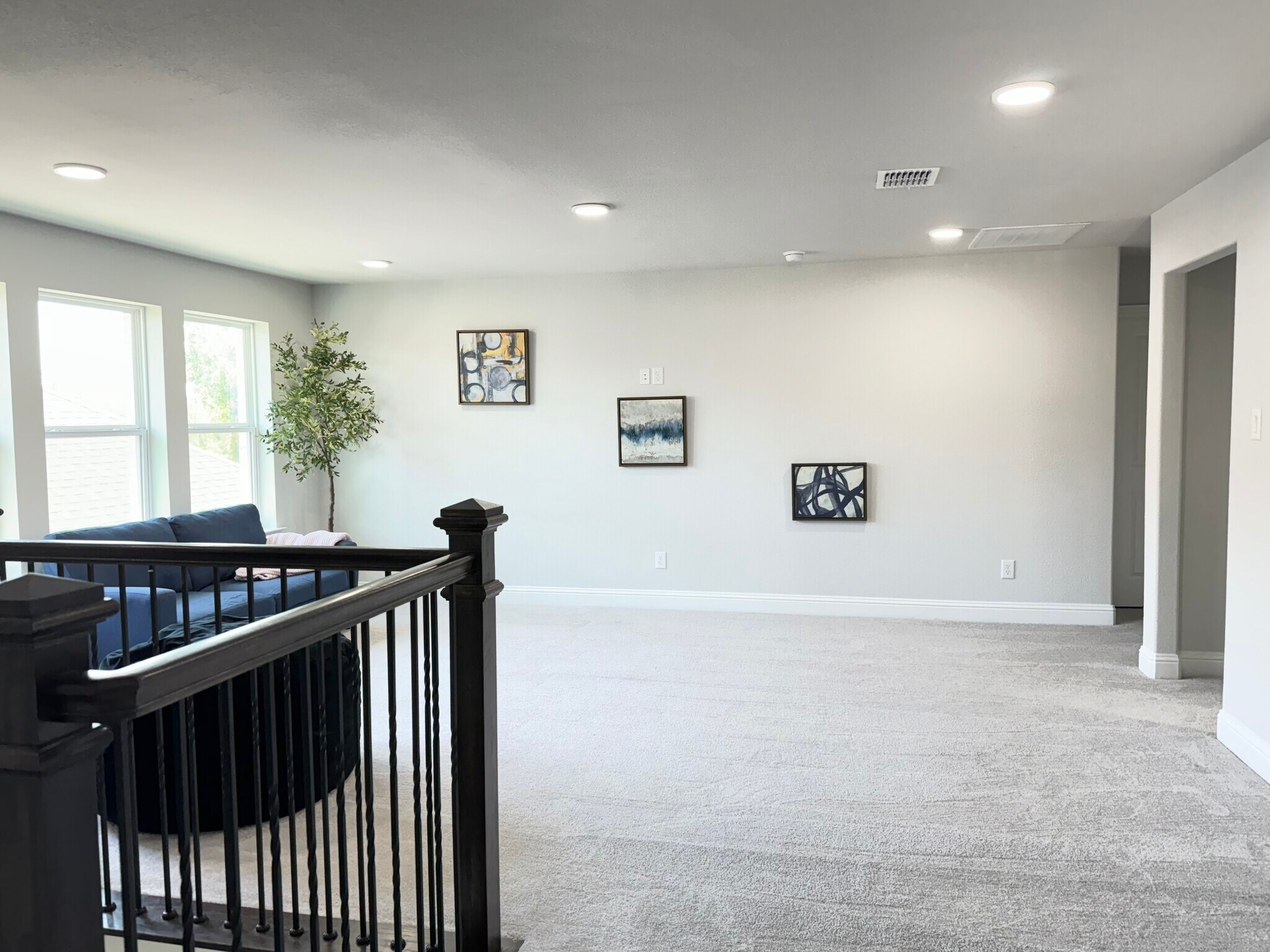 Building Photo - 2801 Riverview Rd