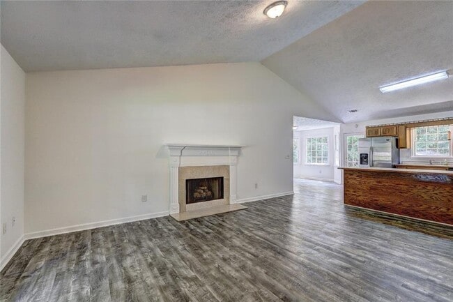 Building Photo - 9166 Tara Dr SW