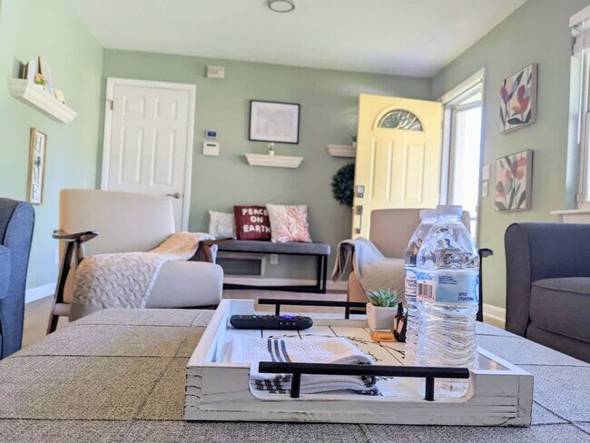 Building Photo - 6206 Carranza Dr