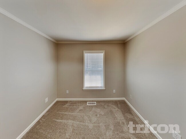 Building Photo - 5931 Bluestem Cir