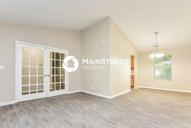 Building Photo - 3 Bedroom Pet-Friendly Home in Lithonia, GA with Main Street Renewal
