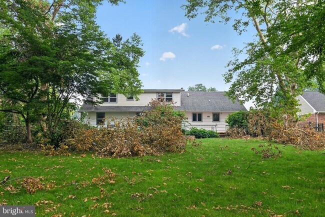 Building Photo - 336 Ruth Ridge Dr