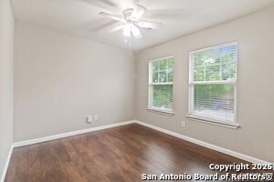Building Photo - 7514 Acorn Bend Dr