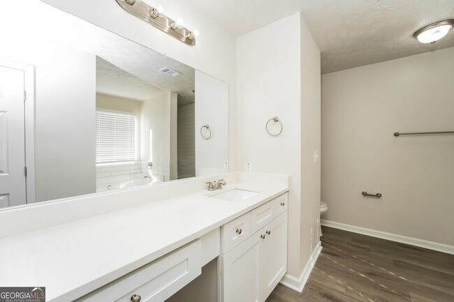 Building Photo - 1407 Bridgewater Branch