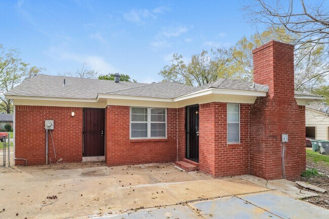 Building Photo - 3756 Socorro St