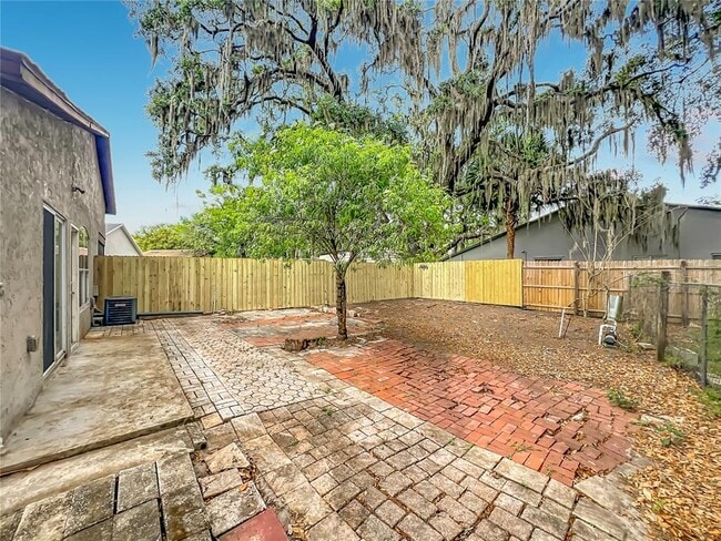 Building Photo - 2557 Riva Ct