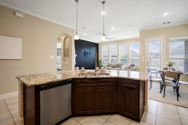 Building Photo - 22310 Taren Ct