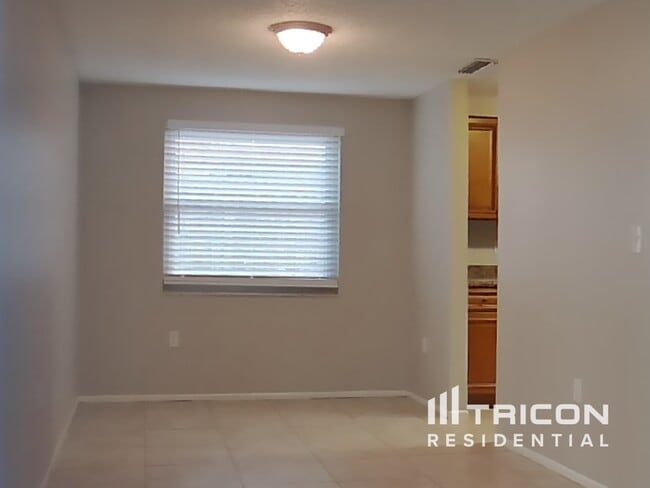 Building Photo - 3926 Cochise Terrace