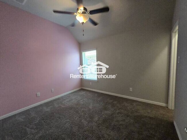 Building Photo - MOVE IN READY - PROSPER TX - 4BEDS 3BATHS