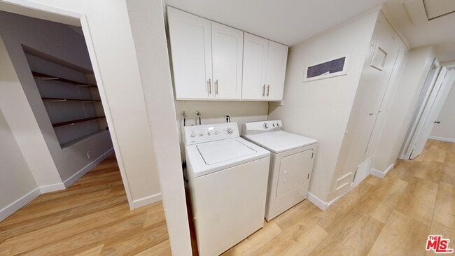 Building Photo - 4735 Nob Hill Dr