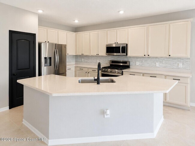 Building Photo - 781 Glen Abbey Way
