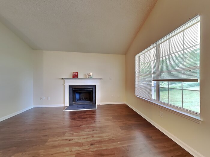 Building Photo - 1509 Eagles Landing Dr