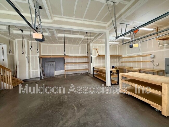 Building Photo - 12765 Winding Glen Ln