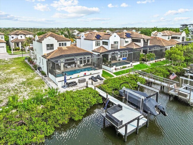 Building Photo - Waterfront Luxury Living | Private Dock + Direct Tampa Bay Access