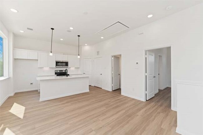 Building Photo - 4710 Mallow St