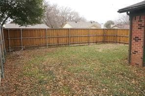 Building Photo - 2912 Charter Oak Dr