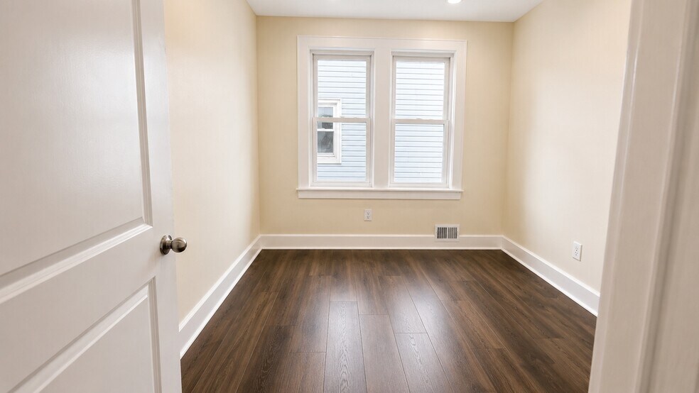 BEDROOM #2 - 55 Stockman Pl