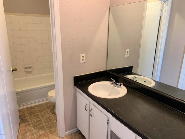 Building Photo - 326 Guilbeau Rd