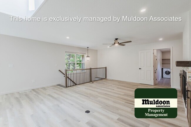 Building Photo - Completely remodeled ranch in the heart of Rockrimmon