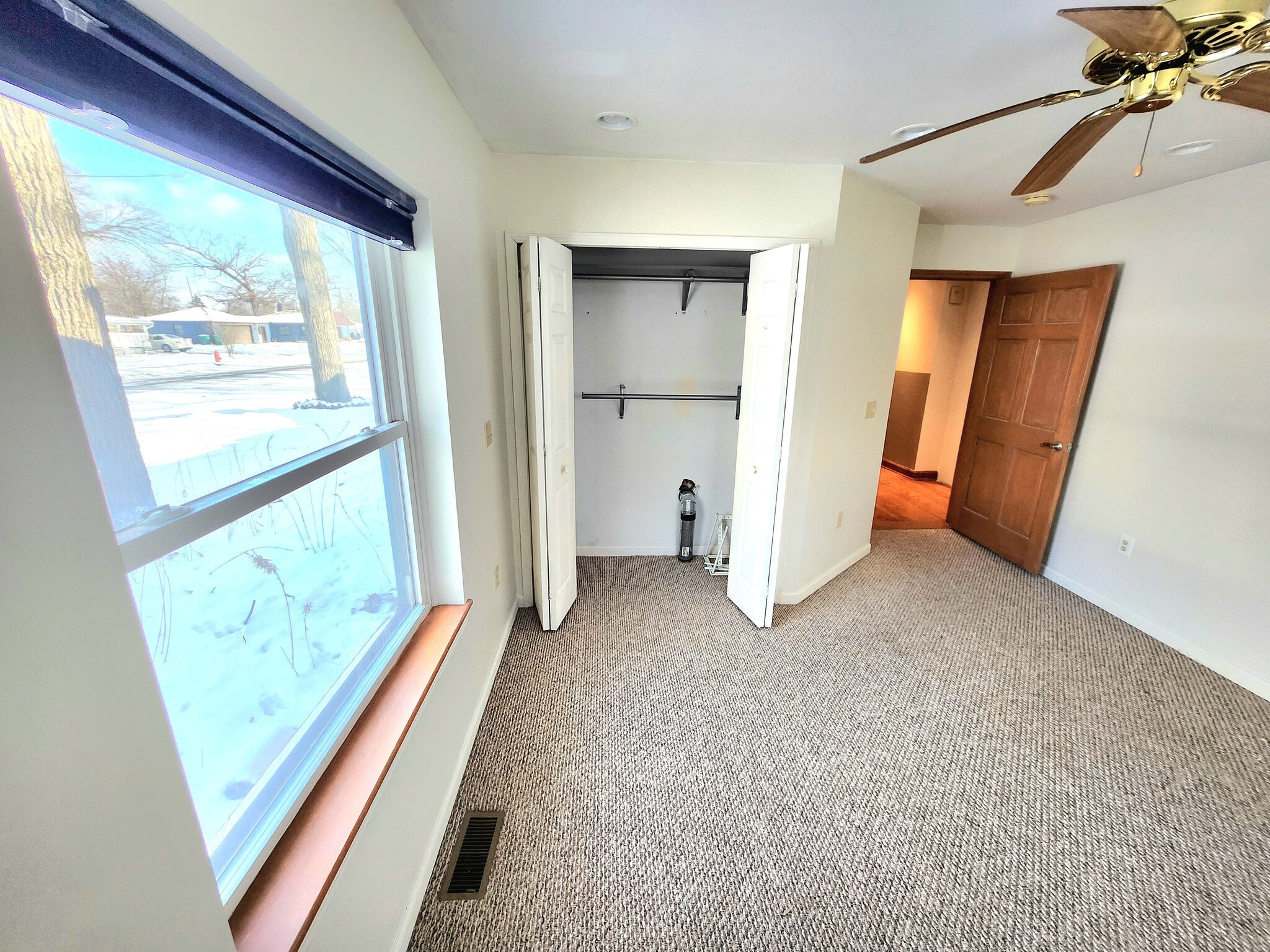 Bedroom 1 - 31441 Sheridan St