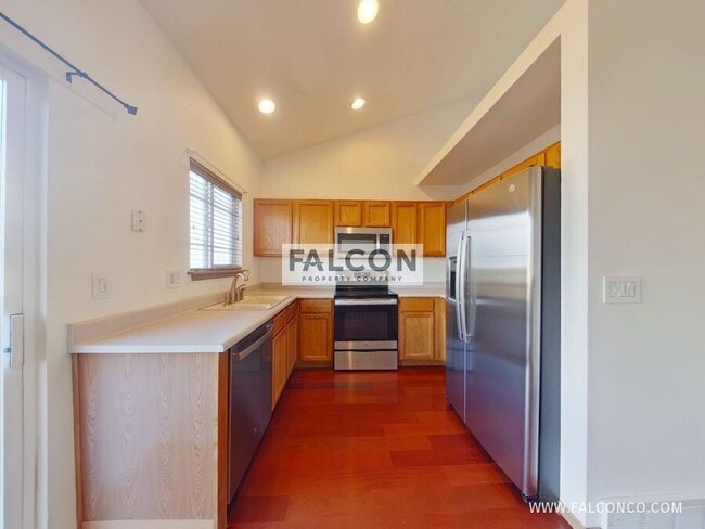 Building Photo - 4935 Ardley Dr