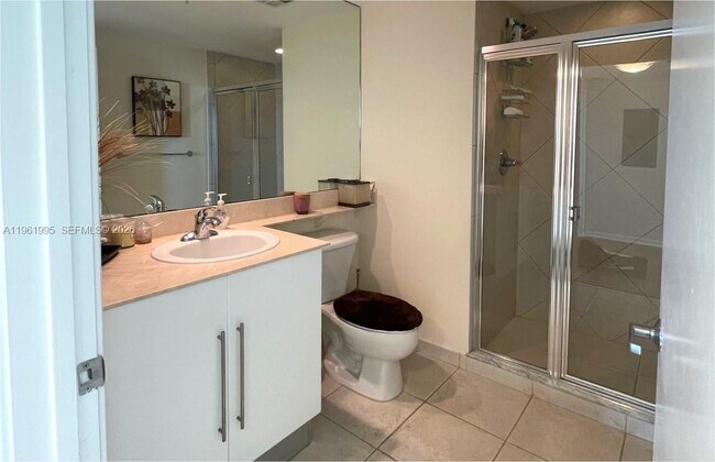 Building Photo - 335 S Biscayne Blvd