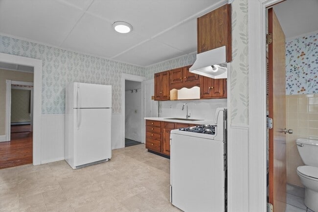 Building Photo - 10 Vendome St