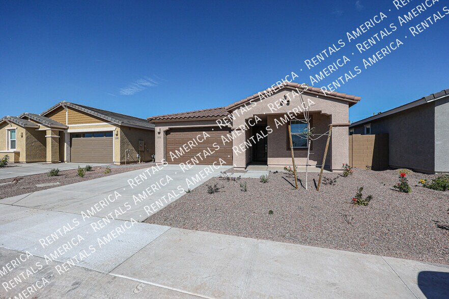 Building Photo - 3104 E Tie Down Dr
