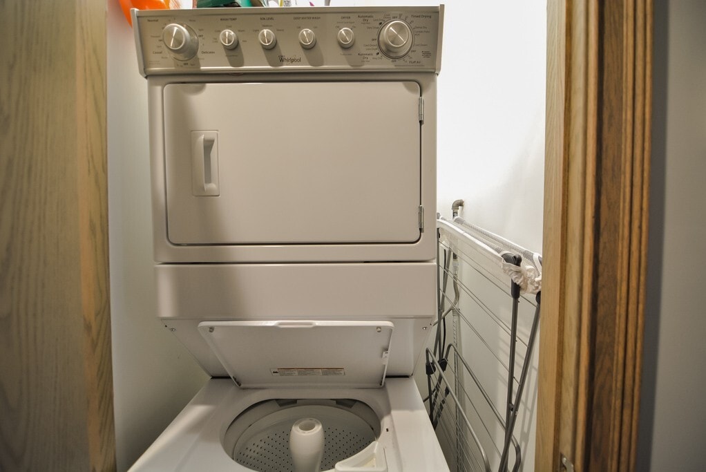 Building Photo - 4324 N Ashland Ave