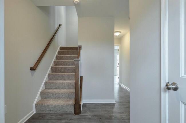 Building Photo - Dallastown Schools! Beautiful 3 Bedroom, 2.3 Bath Townhome!