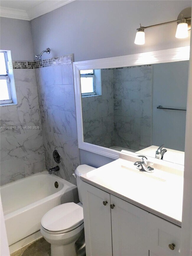 Building Photo - 16674 SW 5th Way