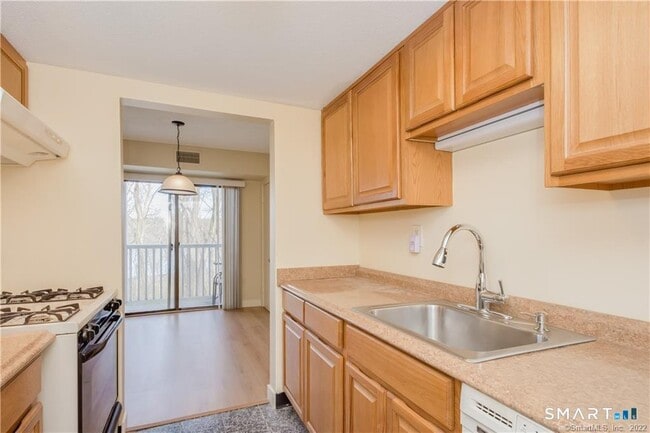 Building Photo - 57 Brookwood Dr