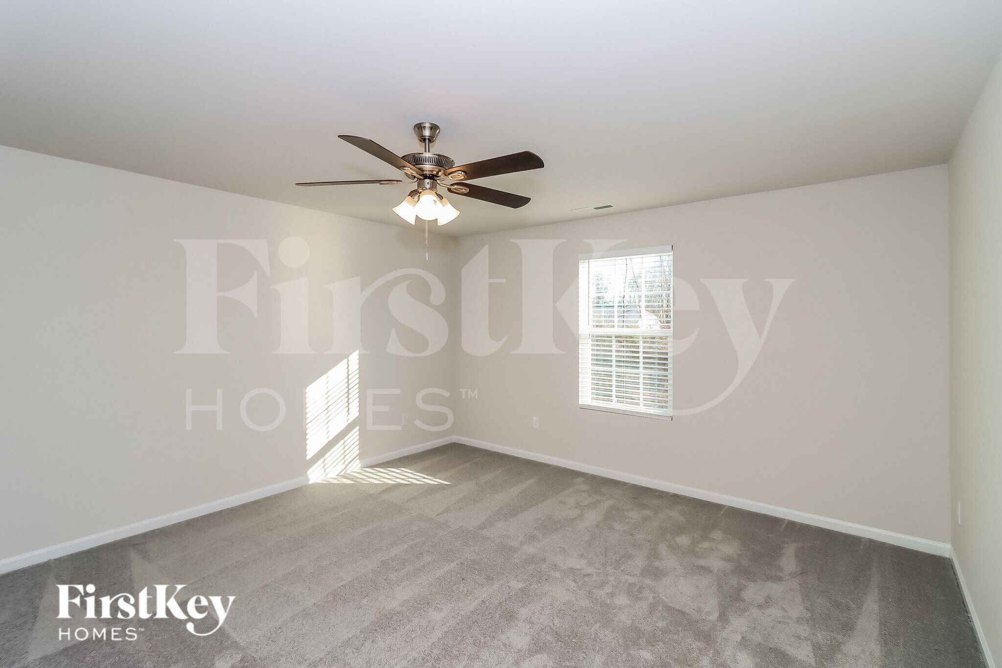 Building Photo - 206 Brentwood Dr