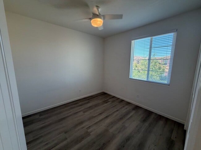 Building Photo - 3554 Sardinia Island Way