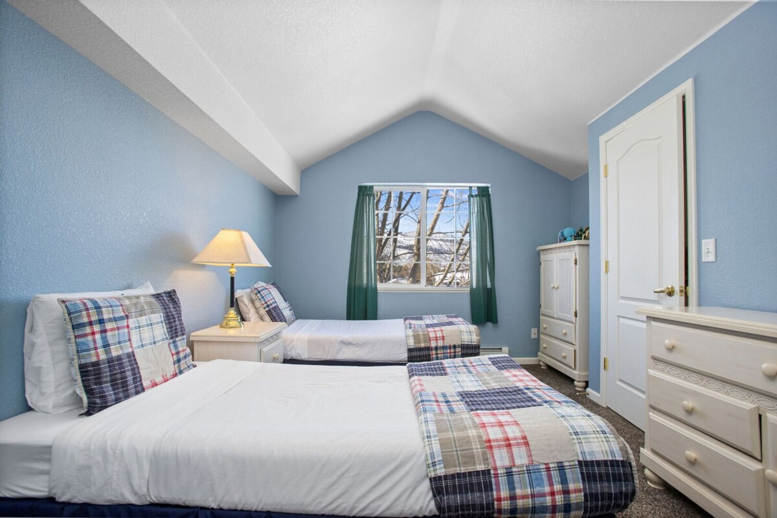 Building Photo - 1204 Mountain Village Cir
