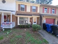 Building Photo - 921 Wildwood Square Ct
