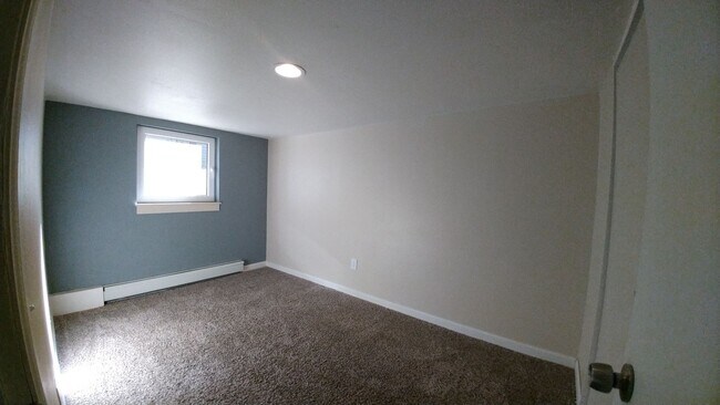 Building Photo - 808-810
